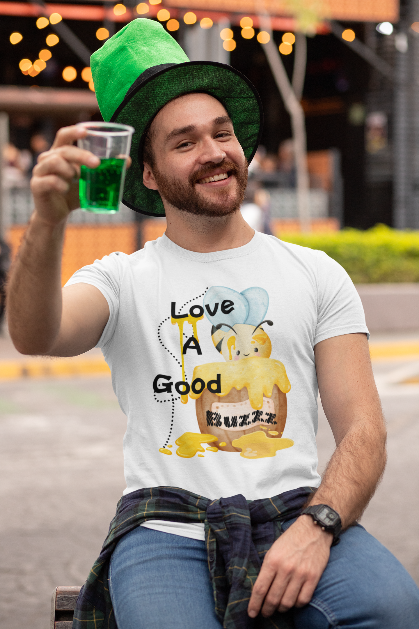 Love A Good Buzzz- Unisex Premium t-shirt
